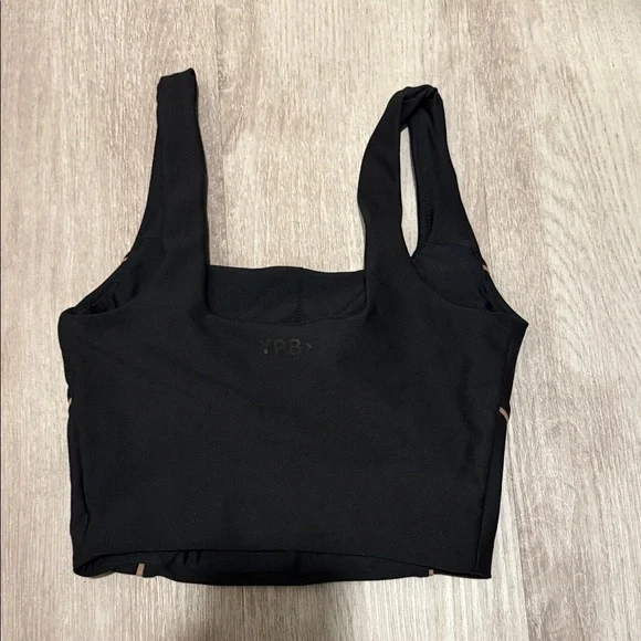 Athletic black tank top - Picture 2 of 2